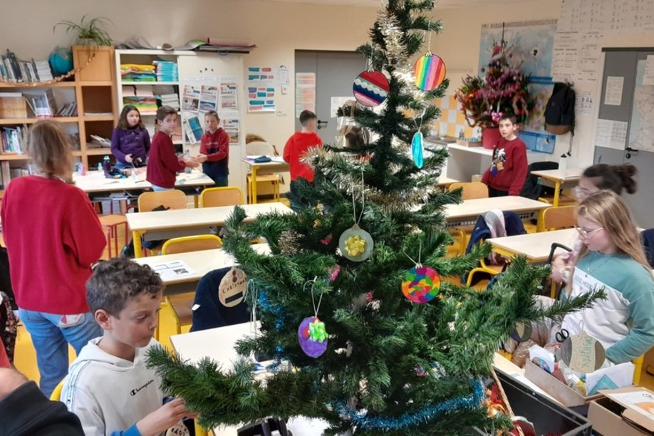 Intervention éducative dans les écoles normandes pour une Semaine Nationale Engagée Intervention éducative dans les écoles normandes pour une Semaine Nationale Engagée